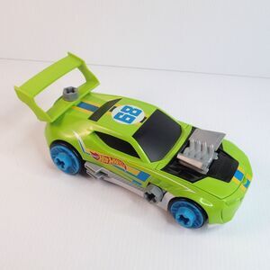 Mattel Hot Wheels 2018 Ready To Race Green Car Builder Set NO TOOLS